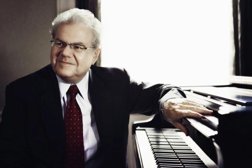 Emanuel Ax Performs Schubert and Liszt at Carnegie Hall (Site) Emanuel Ax Performs Schubert and Liszt at Carnegie Hall (Site)