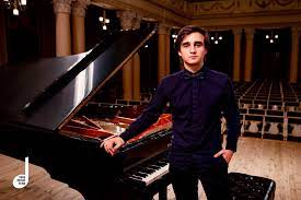 Illia Ovcharenko Solo Recital at Carnegie Hall (Site)