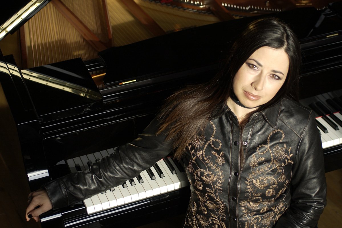 Rachel Z at Room 603 (Early Sets) (Site) Rachel Z at Room 603 (Early Sets) (Site)