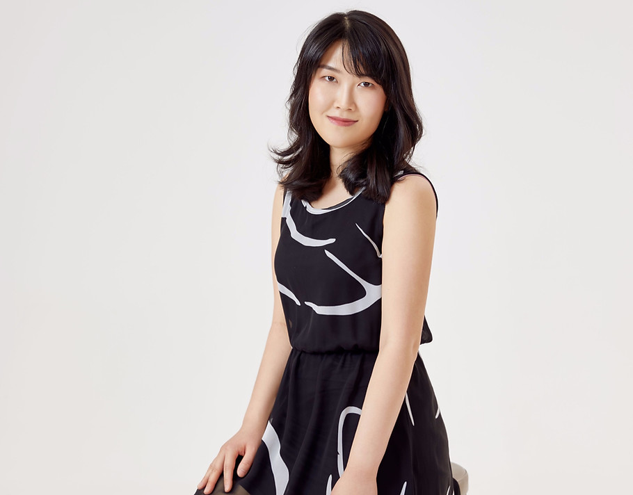 Mo Xu Performs Piano at Carnegie Hall (Site)