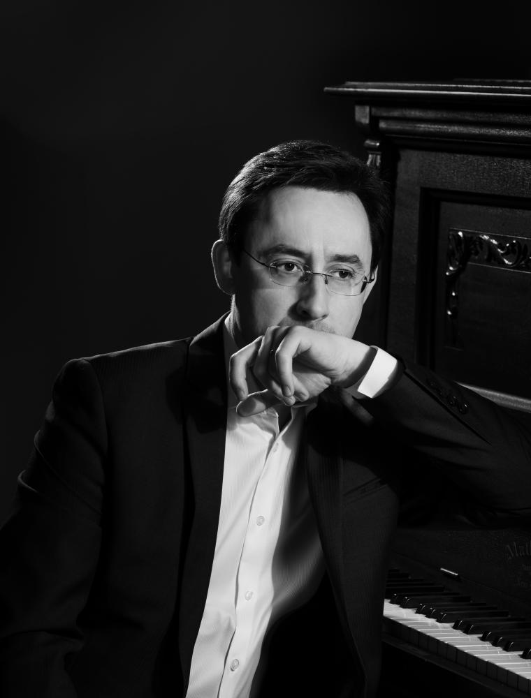 Alexander Kobrin Solo Recital at Carnegie Hall (Site)