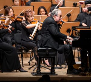Yefim Bronfman Plays Schumann at Lincoln Center