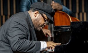 Round Midnight Solo Piano With William Hill III at Mezzrow